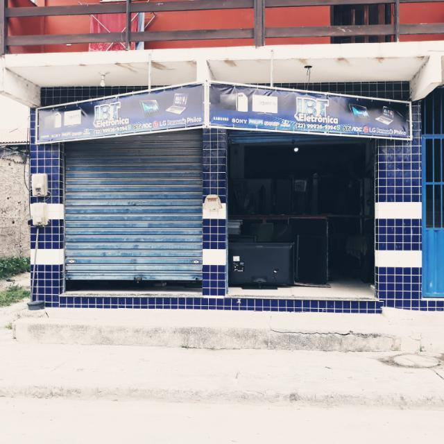 Fachada da JBT Eletrônica na Cidade Praiana, Rio das Ostras